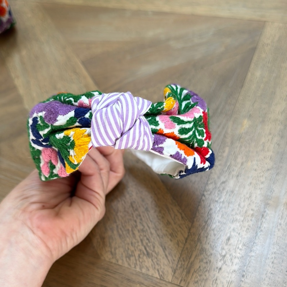 Mi Golondrina Green and Purple Hair Accessories